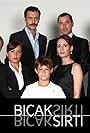 Erkan Can, Mehmet Günsür, Fikret Kuskan, Melisa Sözen, Nejat Isler, Vildan Atasever, Tugrul Çetiner, and Batuhan Karacakaya in Biçak Sirti (2007)