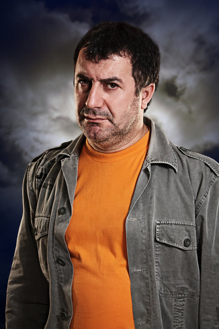 Veysel Diker in Oglum Bak Git (2012)