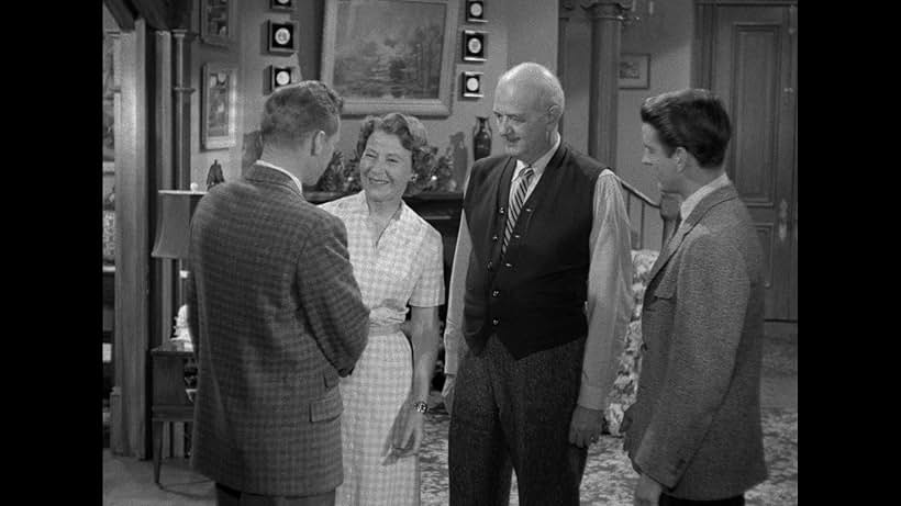 John Baer, Nicolas Coster, Edith Evanson, and Charles Meredith in City of Shadows (1955)