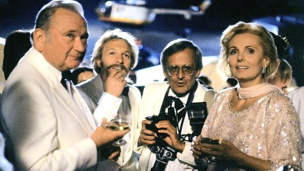 Dieter Hildebrandt, Franz-Xaver Kroetz, Ruth-Maria Kubitschek, and Fritz Muliar in Kir Royal (1986)