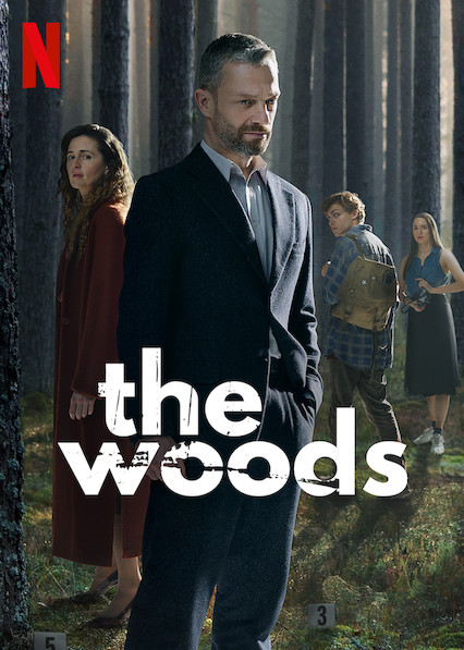 Grzegorz Damiecki, Agnieszka Grochowska, Wiktoria Filus, and Hubert Milkowski in The Woods (2020)