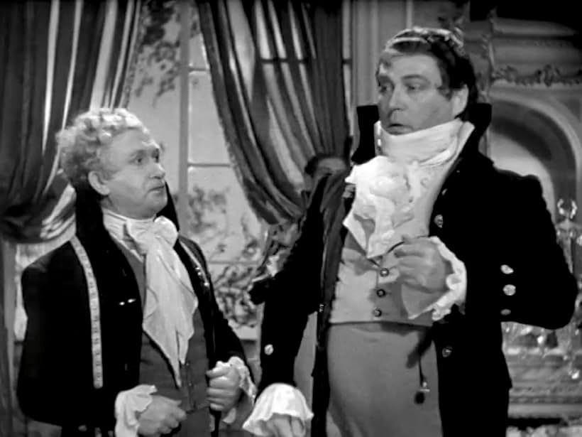 Nigel Bruce and Morland Graham in The Scarlet Pimpernel (1934)