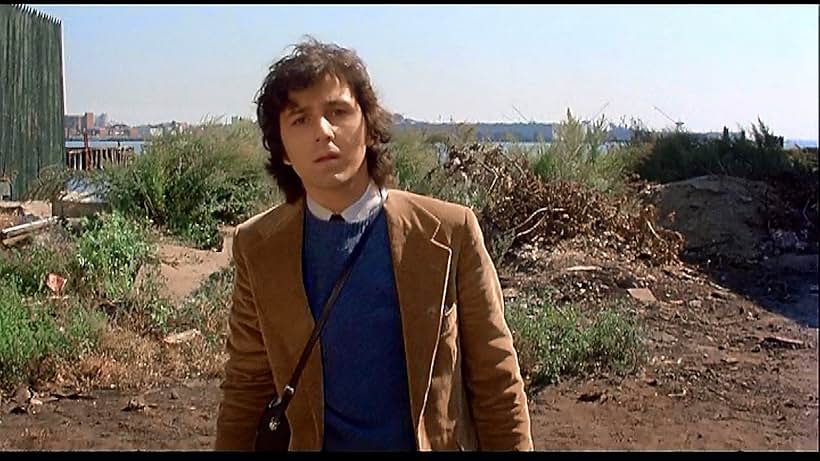 Bruno Kirby in Between the Lines (1977)