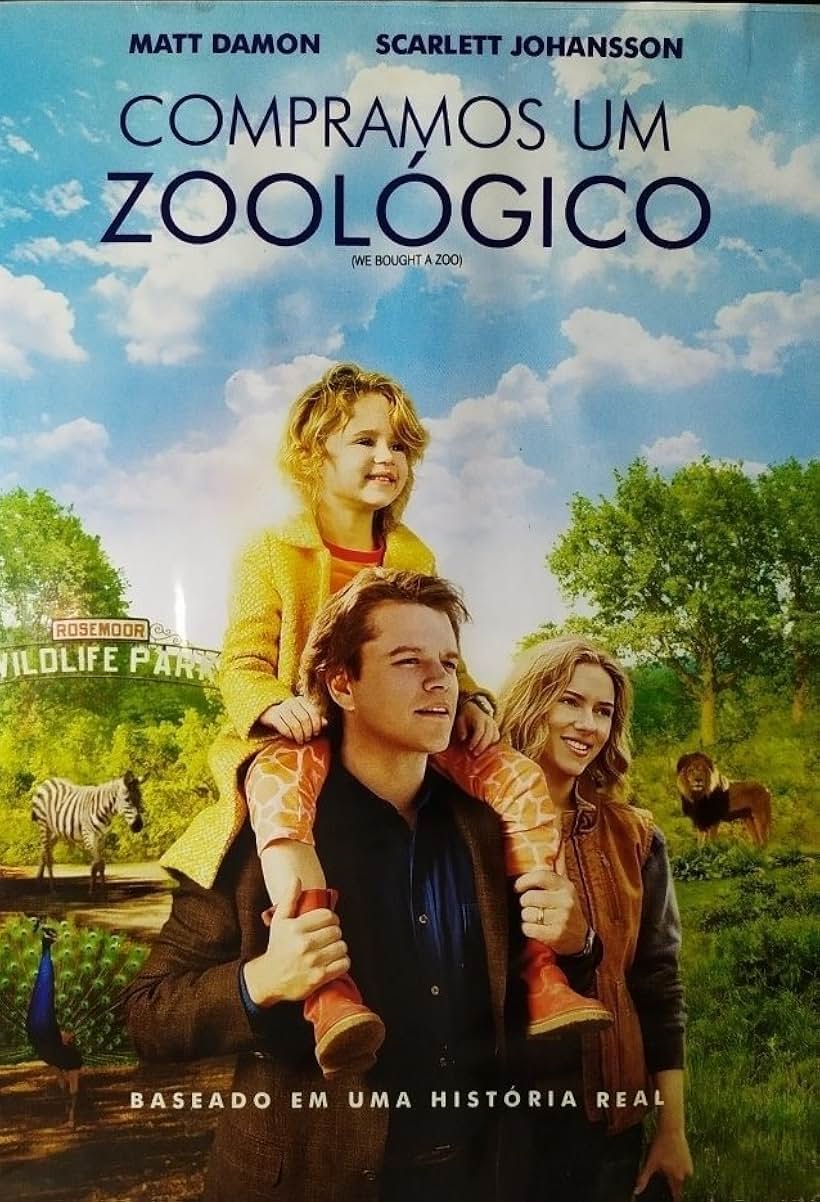 Matt Damon, Scarlett Johansson, Maggie Elizabeth Jones, and Felix in We Bought a Zoo (2011)