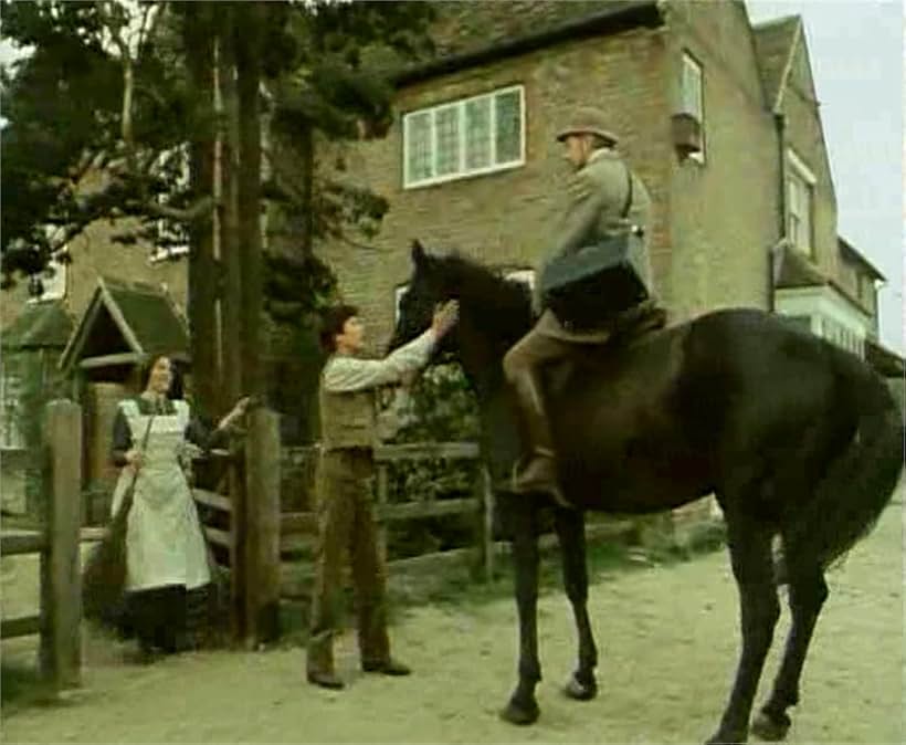 William Lucas, Charlotte Mitchell, and Roderick Shaw in The Adventures of Black Beauty (1972)