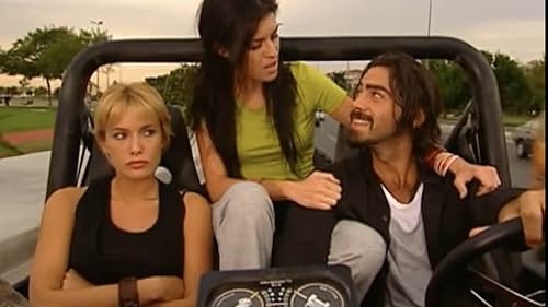 Gamze Özçelik and Ugur Pektas in Back Streets (2006)