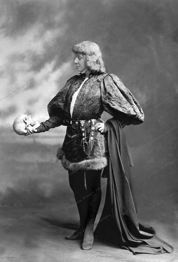 Sarah Bernhardt in Hamlet, Duel Scene with Laertes (1900)