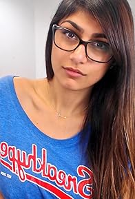 Primary photo for Mia Khalifa