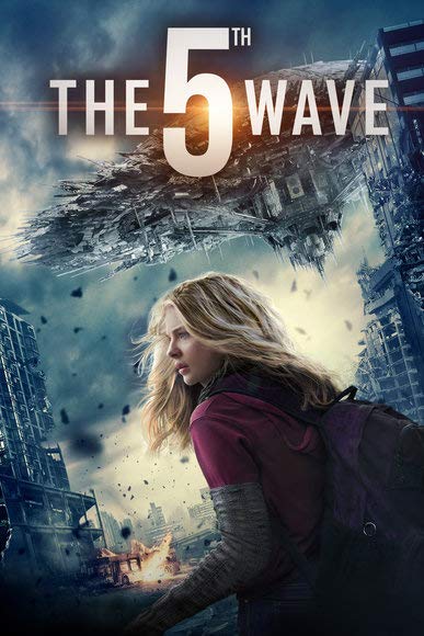 Chloë Grace Moretz in The 5th Wave (2016)