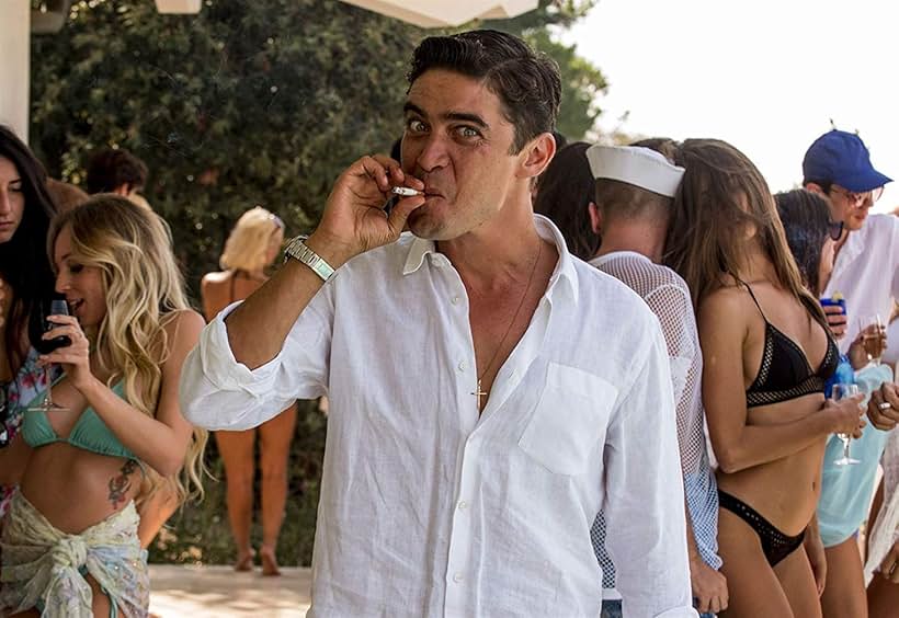 Riccardo Scamarcio in Loro (2018)