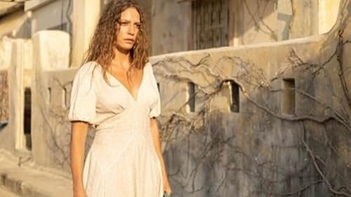 Serenay Sarikaya in Shahmaran (2023)