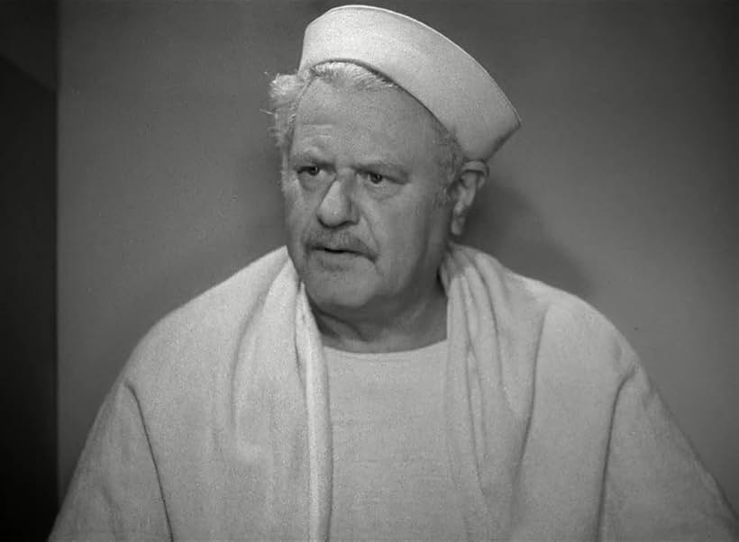 Alan Hale in Destination Tokyo (1943)