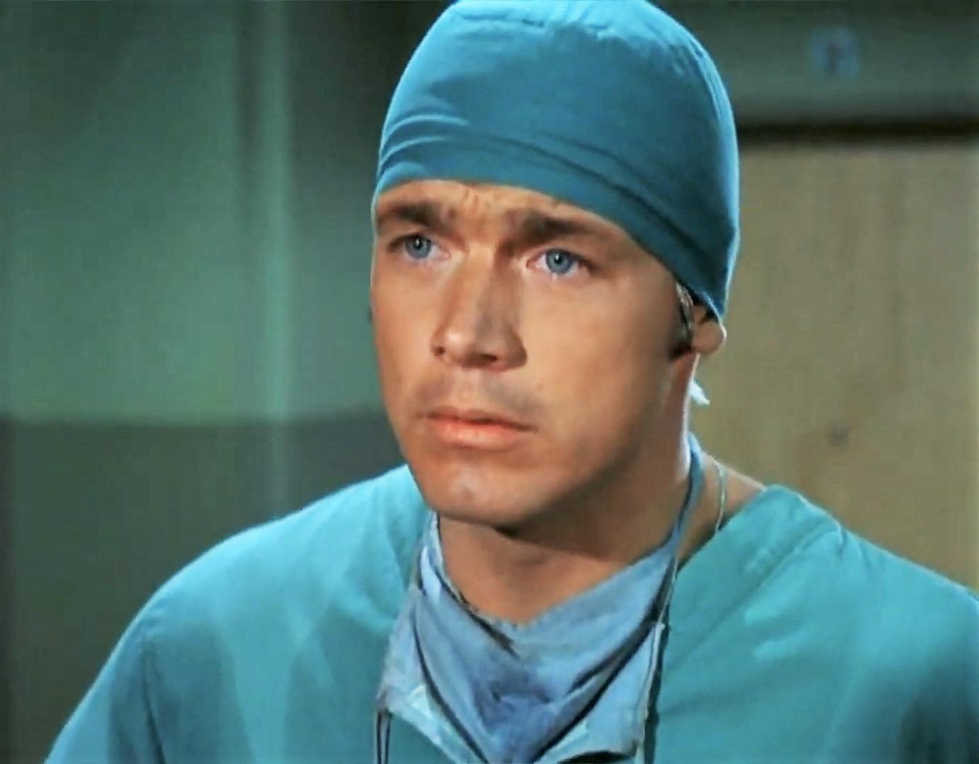 Chad Everett in Medical Center (1969)