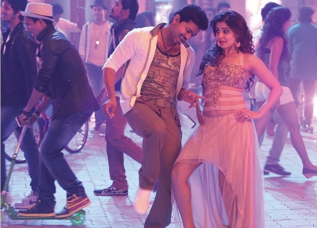 Joseph Vijay and Samantha Ruth Prabhu in Kaththi (2014)