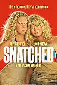 Goldie Hawn and Amy Schumer in Snatched (2017)