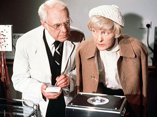 Marius Goring and Elaine Stritch in Tales of the Unexpected (1979)