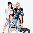 2NE1