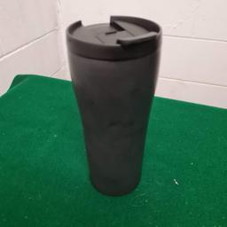 travel mug never used just few scratch on it you can see in pictures
can deliver and post as well