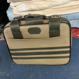 A small suitcase in a coffee colour with green straps , ideal for an overnight trip or as additional hand luggage. Well made with an open pocket in front for a magazine or newspaper perhaps
Selling cheap , I won’t accept any offers on this one. 48cm long x 40cm wide x 15cm deep 