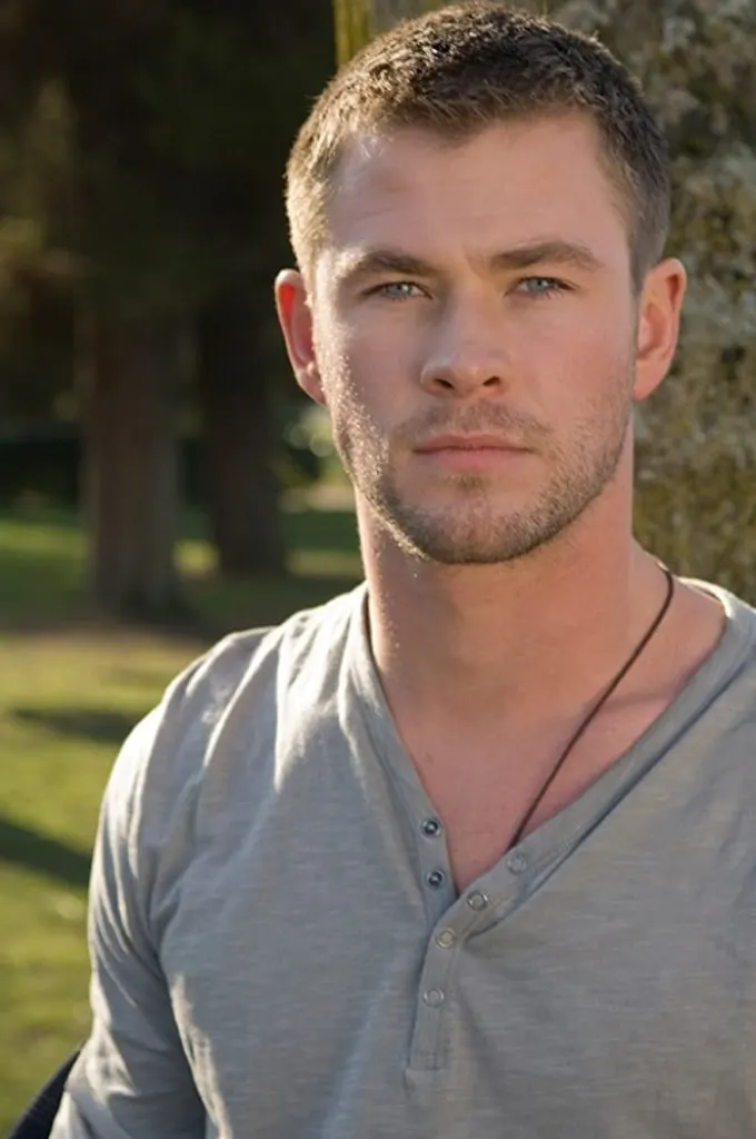 Chris-Hemsworth-Haircut_08