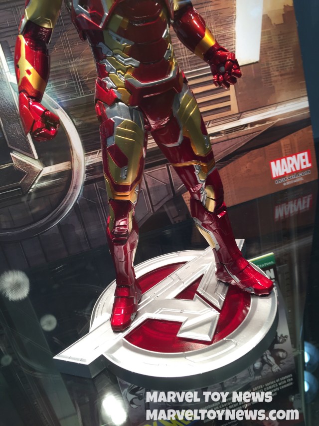 Kotobukiya Iron Man Mark 43 ARTFX Base Display Stand