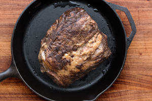 HOW TO COOK A BONELESS BEEF RIBEYE ROAST
