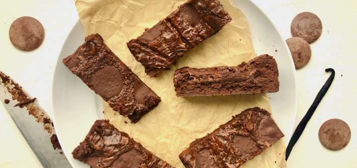 vegan double dark chocolate brownies