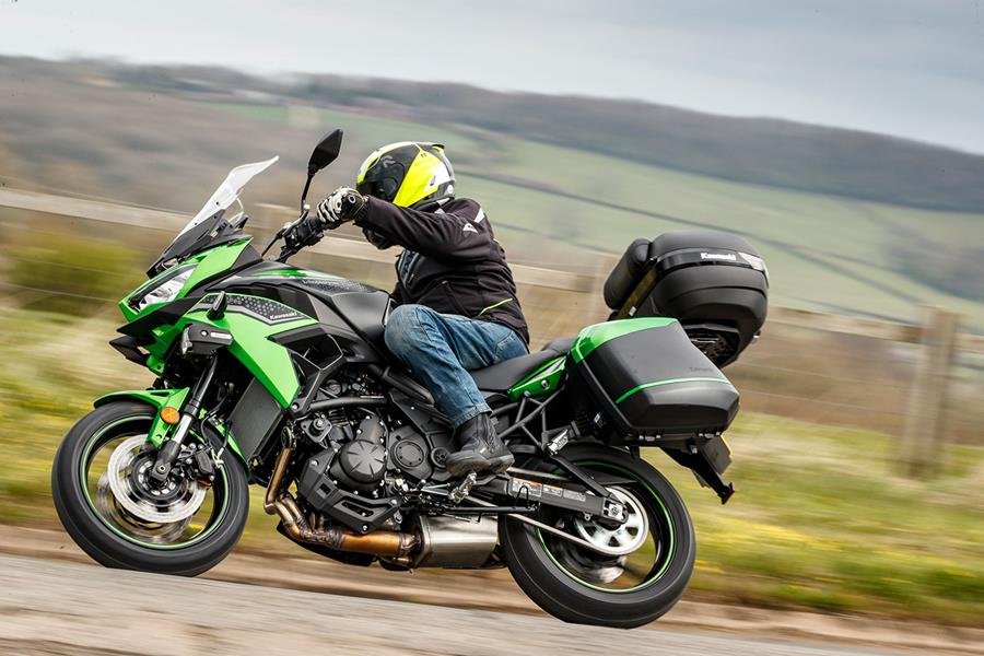 Kawasaki Versys seat height is 845mm and it covers big miles with ease