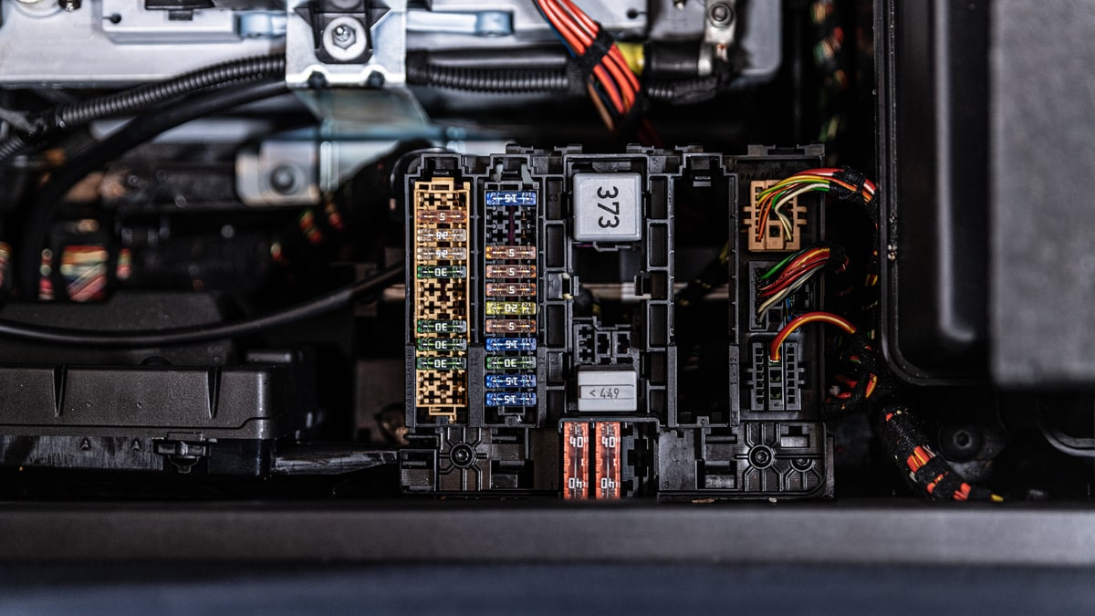 Symptoms of a Bad Starter Relay