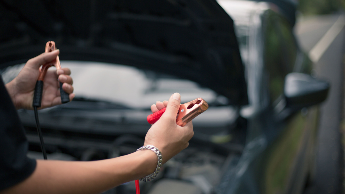 How to jump start a car