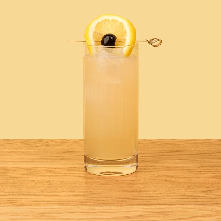 Tom Collins cocktail kit for lemon-themed bridal shower