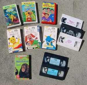 Lot Vhs Videos Teletubbies Wiggles Barney Arthur Baby Einstein Monkeys ... image.