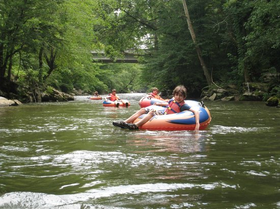 Sevierville tennessee with kids : River Romp