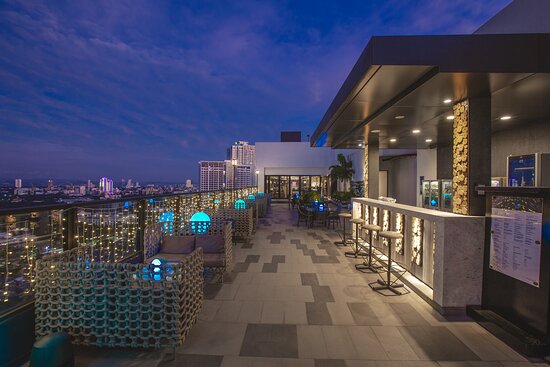 Best Roof Top Bar in Metro Manila - Straight Up - Seda Vertis North ...