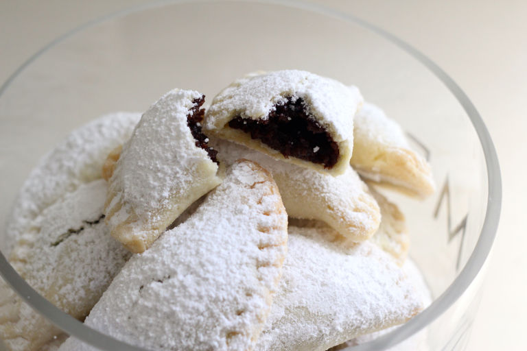 Cassatelle di Agira – Sicilian stuffed pastries