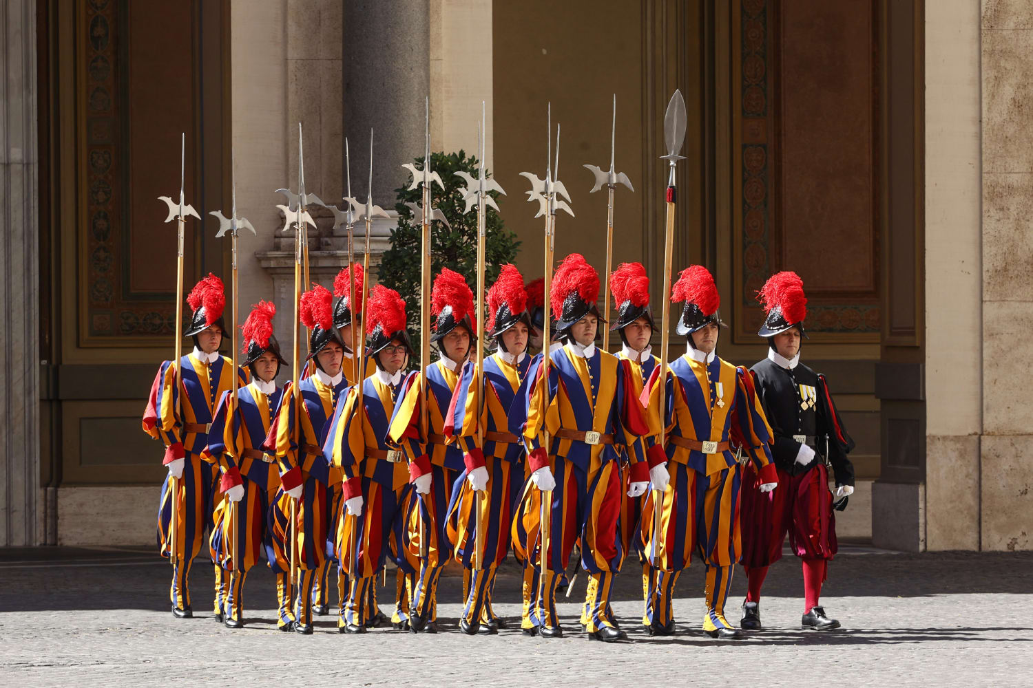 Prost Separat Special swiss guard uniform călcat în picioare pix Profetia