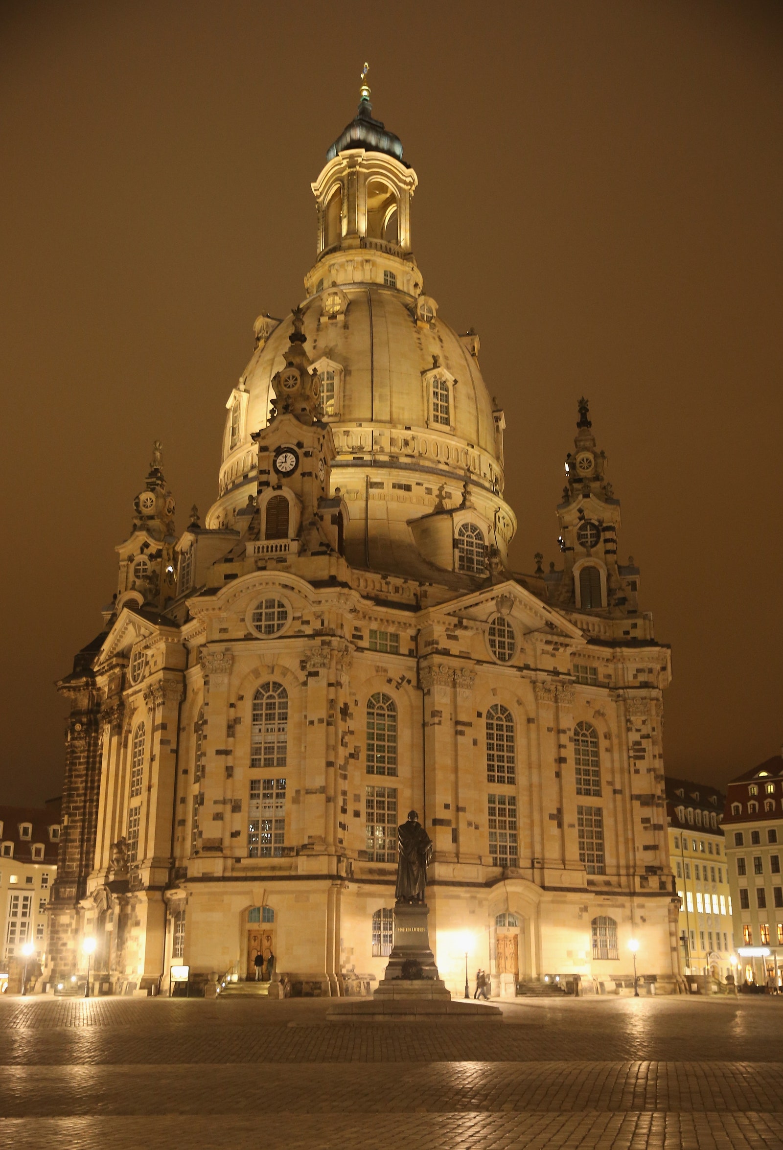 a building with a large dome