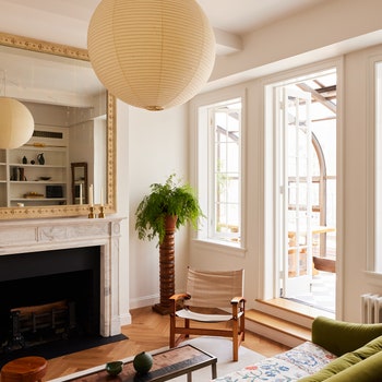 This 1,000-Square-Foot NYC Apartment Has the Coolest and Most Coveted Sunroom