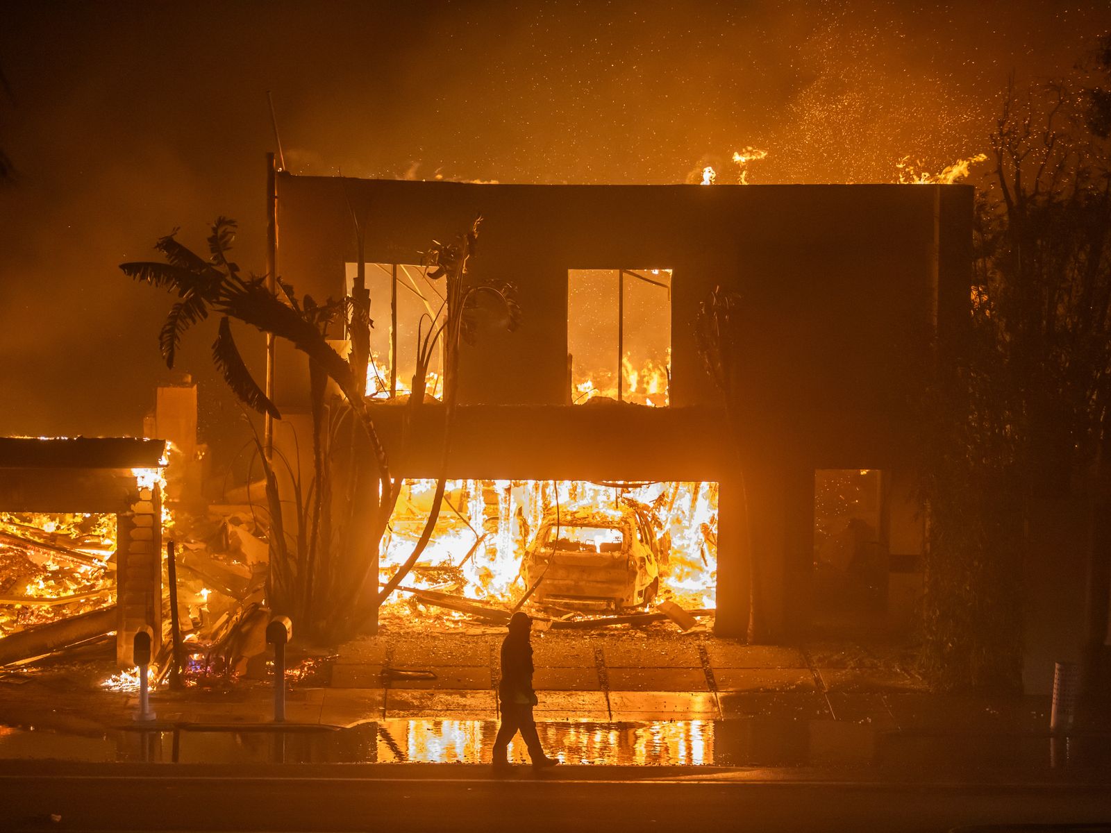 My Apartment Burned Down 6 Years Ago&-These Are the Vital Lessons I’ve Learned Since