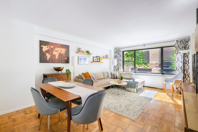 301 East 64th Street 2D, Upper East Side, Upper East Side, NYC - 1 Bedrooms  
1 Bathrooms  
3 Rooms - 