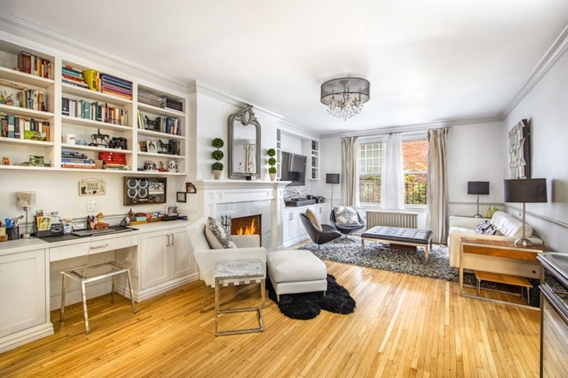 222 East 71st Street 1C, Upper East Side, Upper East Side, NYC - 2 Bedrooms  
1.5 Bathrooms  
5 Rooms - 