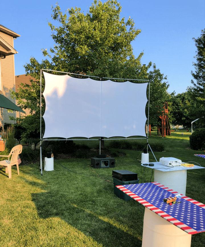 Outdoor Projector Screen with Stand