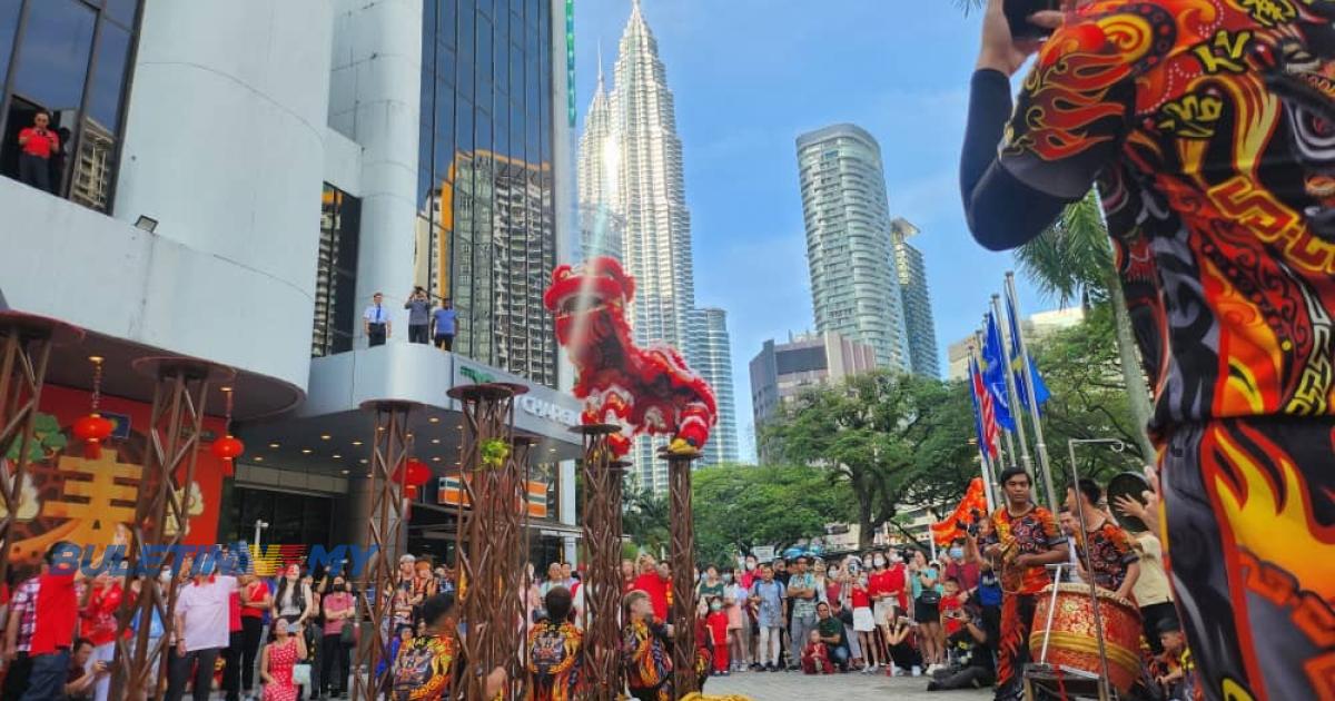 [VIDEO] Rumah terbuka Tahun Baharu Cina MCA meriah