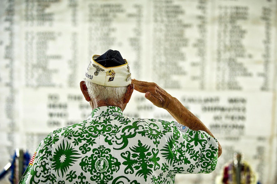 Retired Army Command Sgt. Maj. Sterling R. Cale, a 90-year-old Pearl Harbor survivor, taking a moment in the shrine room of the USS Arizona Memorial.