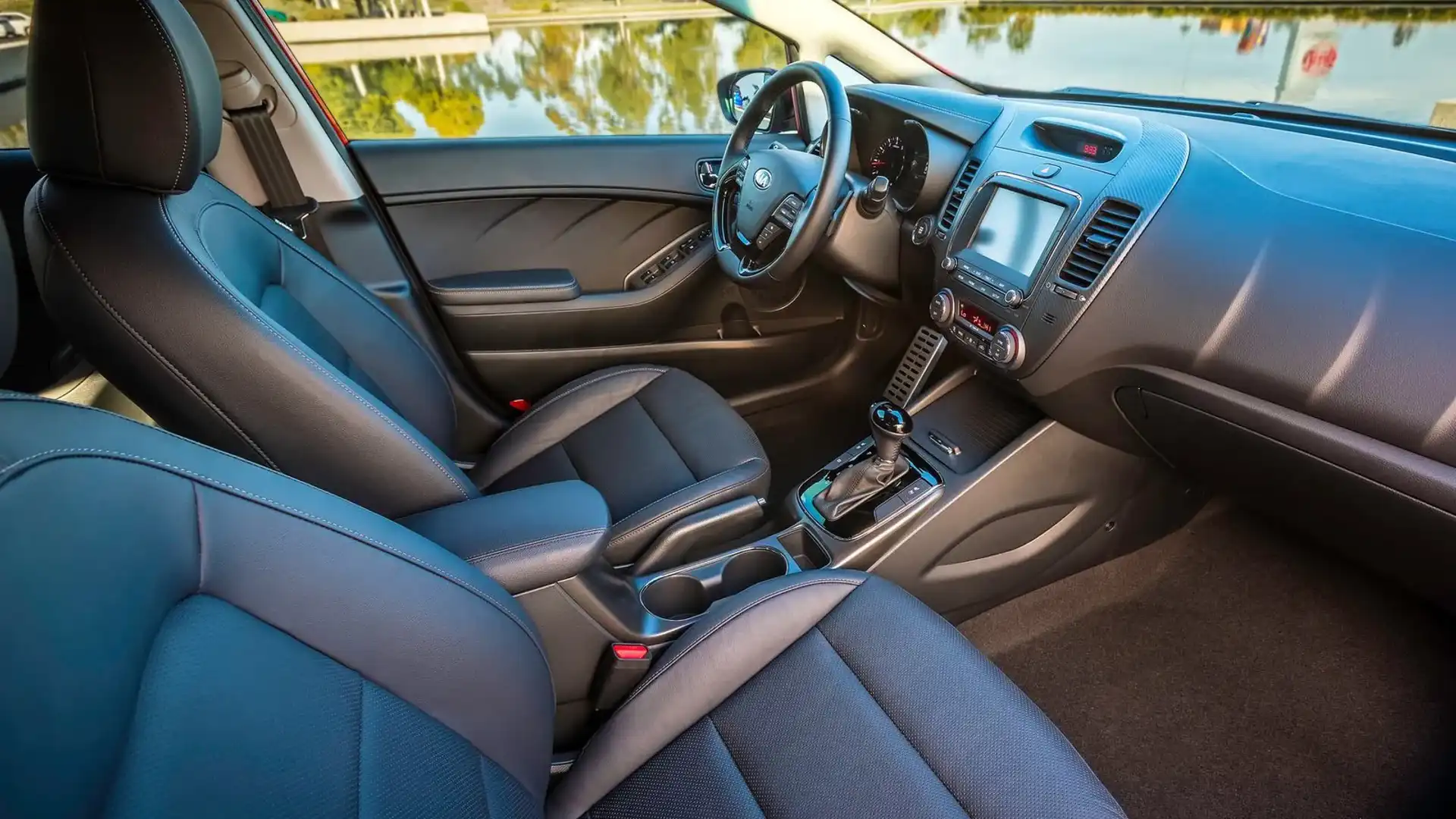 2016 kia cerato sedan facelift north america 07