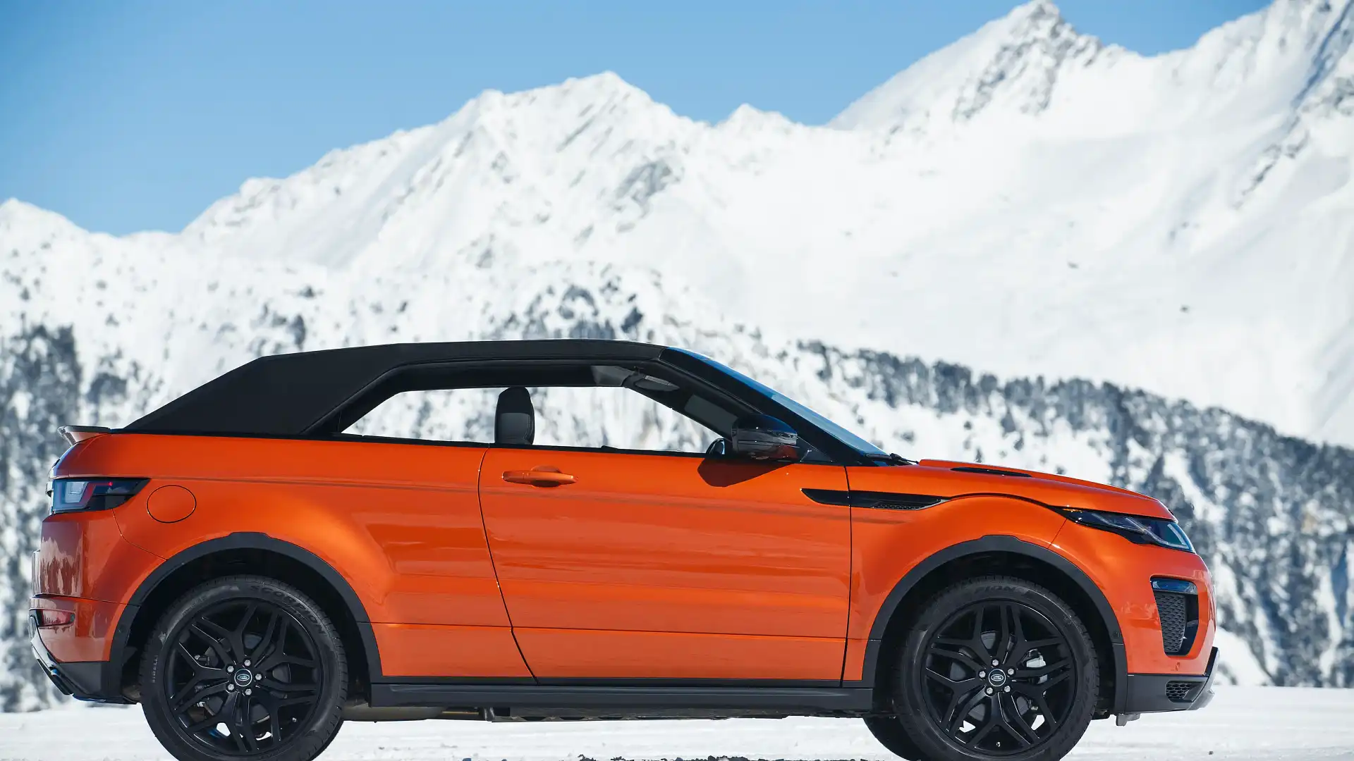 2017 Range Rover Evoque convertible pricing and specifications