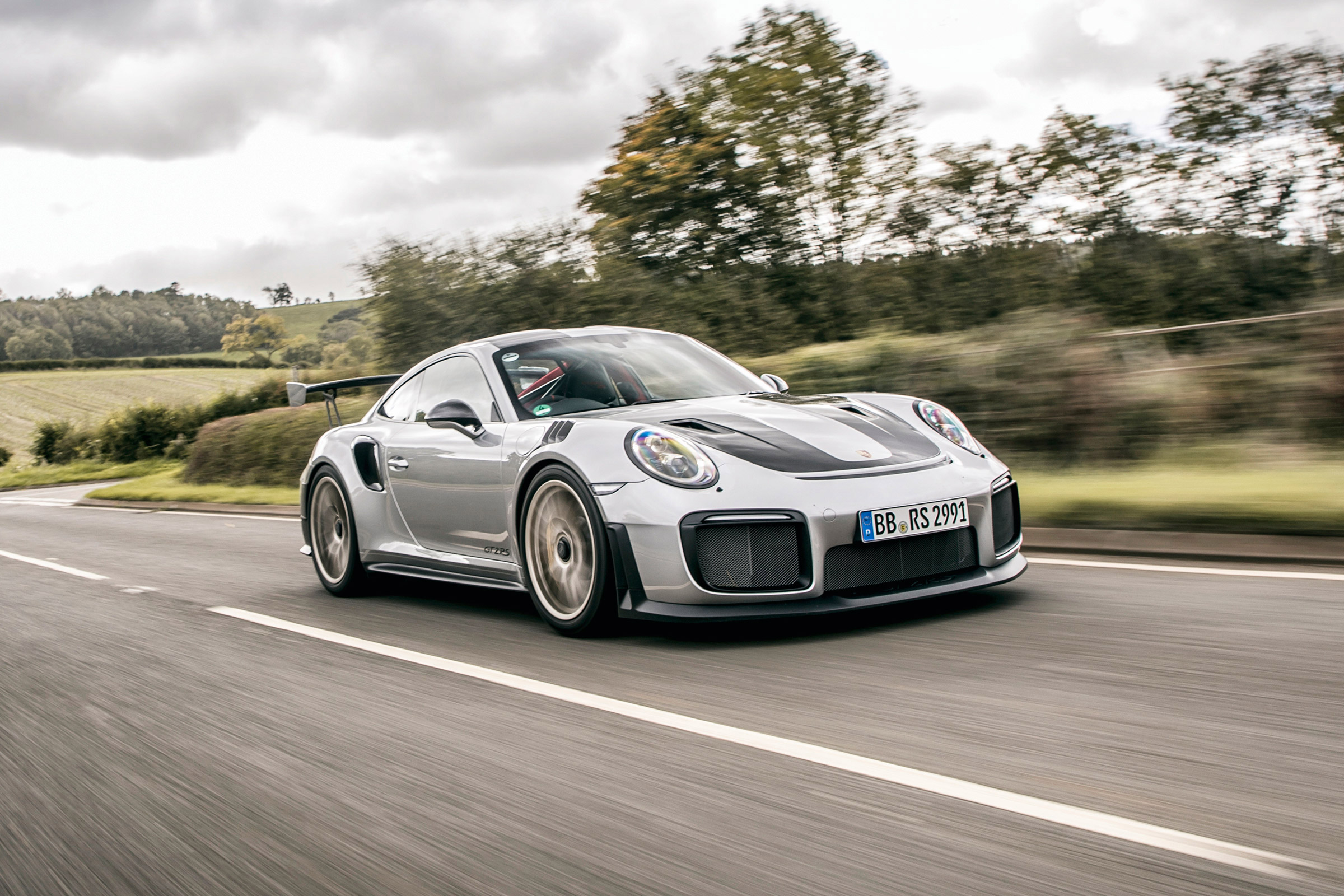 人気ブランド多数対象 911 GT2RS asakusa.sub.jp