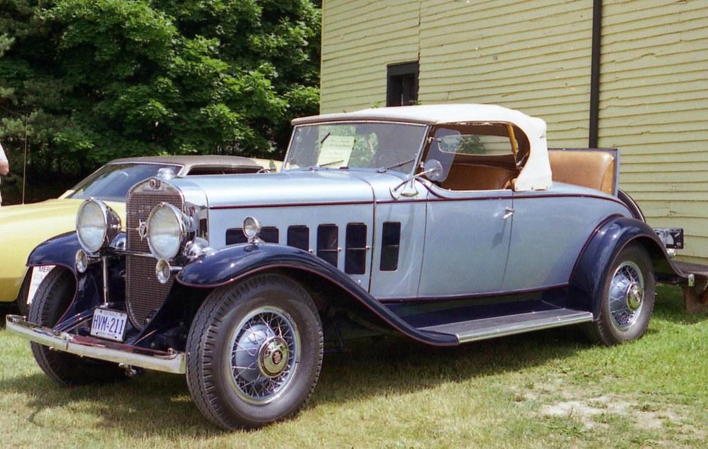 Daimler double six 10