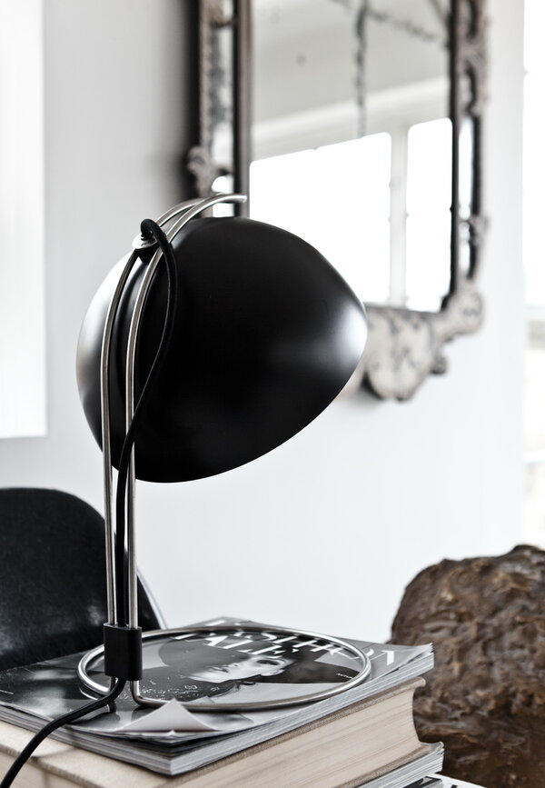 Desk lamps, Flowerpot VP4 table lamp, matt black, Black