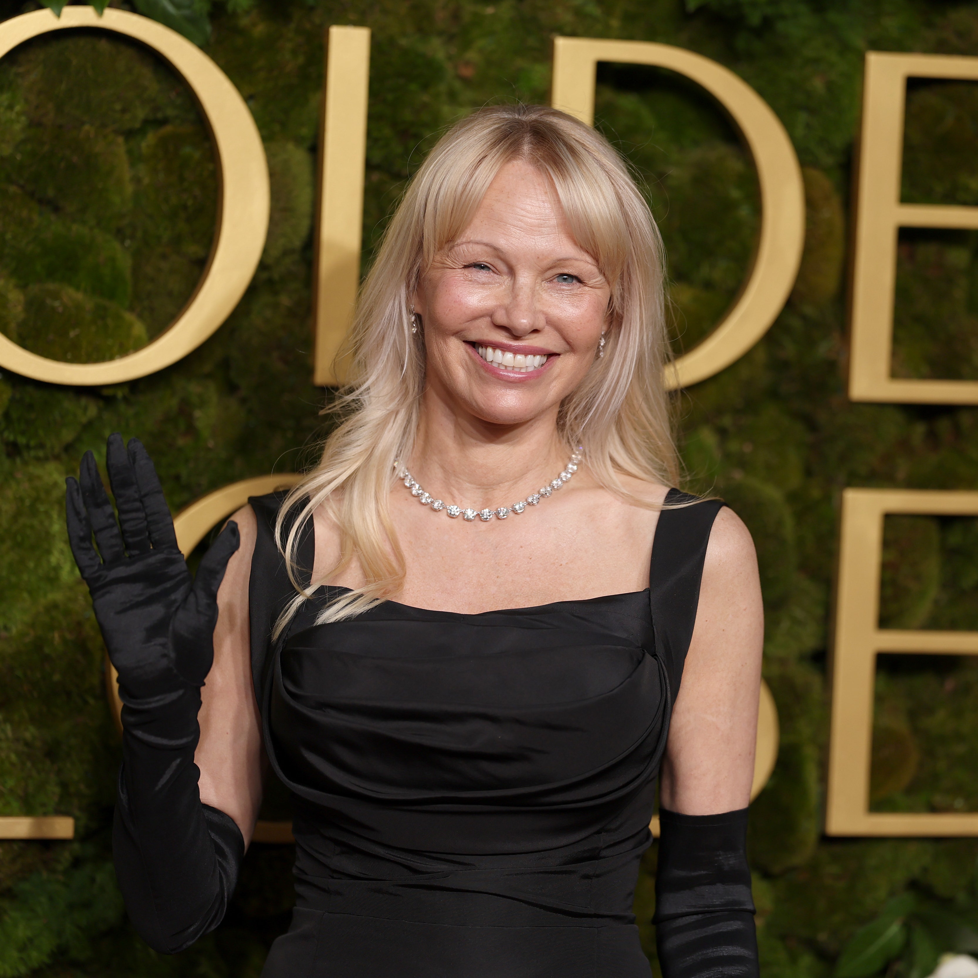 Pamela Anderson Went Makeup-Free With No Stylist at the Golden Globes 2025